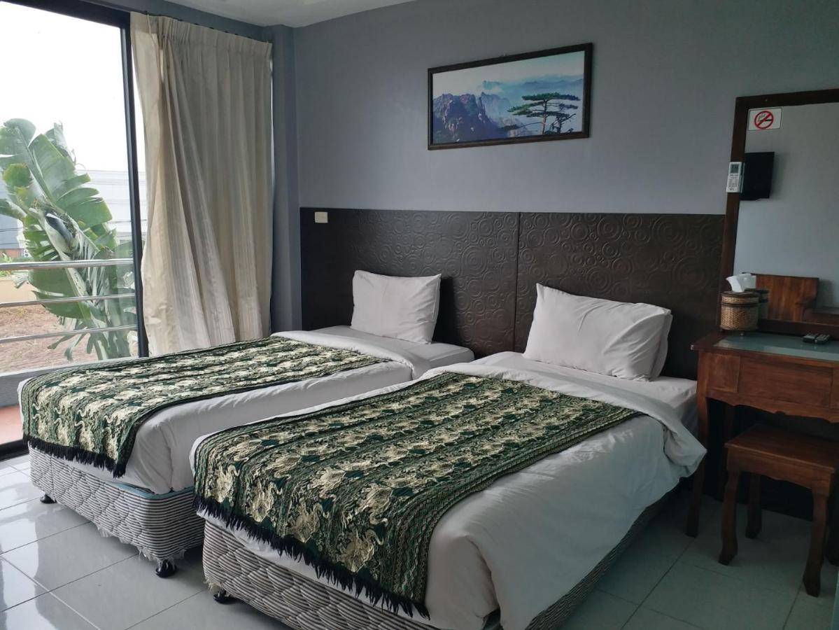 Platinum Place Bangkok Exterior photo